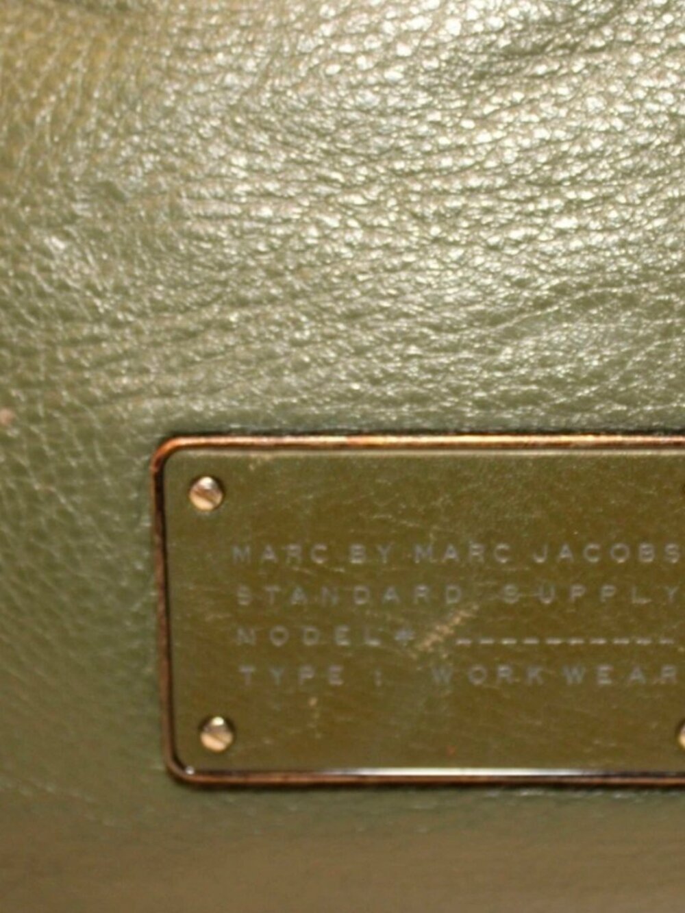 Marc by Marc Jacobs Green Leather Shoulder Bag - Picture 8 of 16
